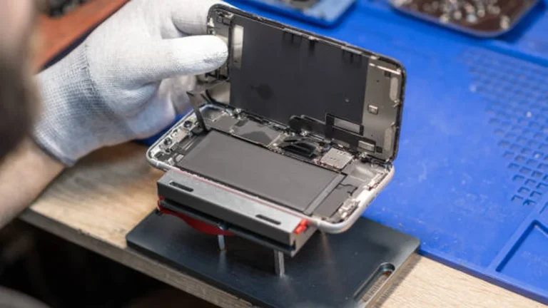 Replace Phone Battery: Signs, Costs, and Step-by-Step Guide